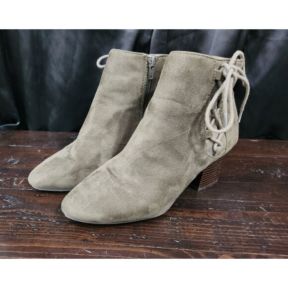 EUC Soda Green Faux Suede Lace Detail Ankle Zip Booties/Sz. 8 - Picture 1 of 9